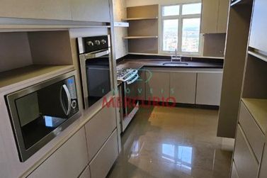 Apartamento &agrave; venda - 180m&sup2; - Vila Santa Tereza