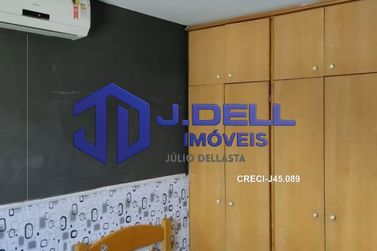 Casa &agrave; venda - 363m&sup2; - Aeroporto