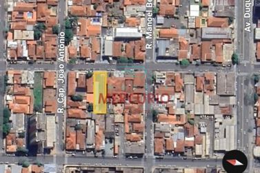 Terreno &agrave; venda - 572m&sup2; - Centro