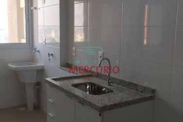 Apartamento para alugar - 50m&sup2; - Centro