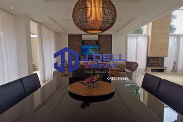 Casa &agrave; venda - 600m&sup2; - Condom&iacute;nio Primavera