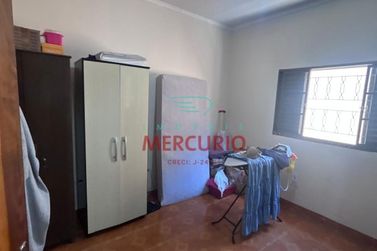 Casa para alugar - 211m&sup2; - Jardim Petr&oacute;polis
