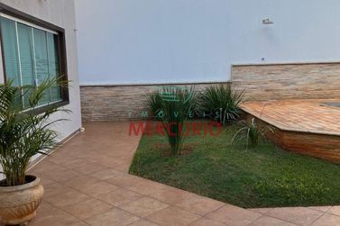 Casa &agrave; venda - 336m&sup2; - Residencial Tivoli