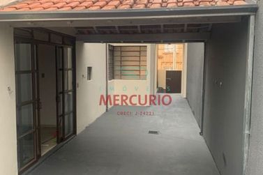 Casa para alugar - 200m&sup2; - Centro