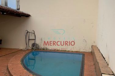 Casa &agrave; venda - 144m&sup2; - Centro