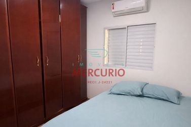Ch&aacute;cara &agrave; venda - 180m&sup2; - Vila Santa Maria