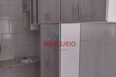 Apartamento &agrave; venda - 68m&sup2; - Jardim Auri Verde