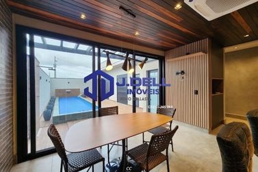Casa &agrave; venda - 300m&sup2; - Residencial Villa de Le&oacute;n