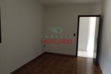 Casa &agrave; venda - 170m&sup2; - Conjunto Habitacional Engenheiro Ot&aacute;vio Rasi