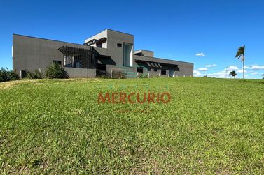 Terreno &agrave; venda - 800m&sup2; - Varandas Do Tiete