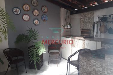 Casa &agrave; venda - 170m&sup2; - Vila Universit&aacute;ria