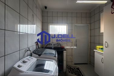 Casa &agrave; venda - 363m&sup2; - Niponica
