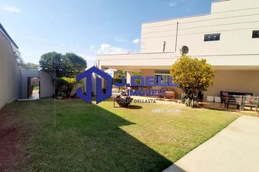 Casa &agrave; venda - 952m&sup2; - Serrao