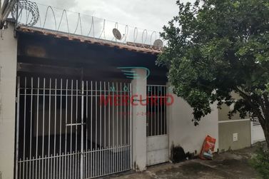 Casa &agrave; venda - 95m&sup2; - Jardim Ouro Verde