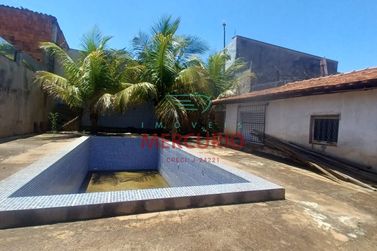 Casa &agrave; venda - 150m&sup2; - Residencial Parque Granja Cec&iacute;lia A