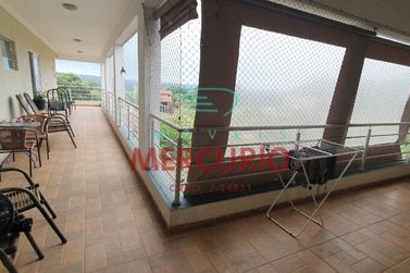 Casa &agrave; venda - 450m&sup2; - Residencial Vale Florido