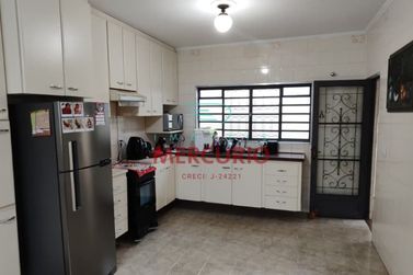 Casa &agrave; venda - 190m&sup2; - Jardim Terra Branca