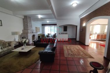 Casa &agrave; venda - 729m&sup2; - Jardim Shangri-L&aacute;