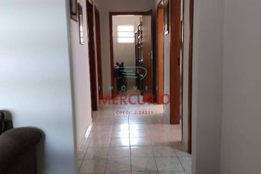 Casa &agrave; venda - 200m&sup2; - Jardim Colonial