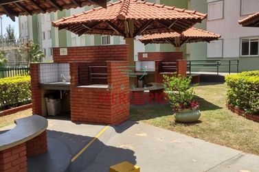 Apartamento &agrave; venda - 68m&sup2; - Jardim Auri Verde