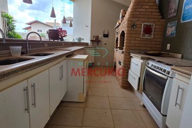 Casa &agrave; venda - 450m&sup2; - Vila Avia&ccedil;&atilde;o