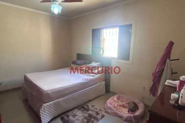 Casa para alugar - 211m&sup2; - Jardim Petr&oacute;polis