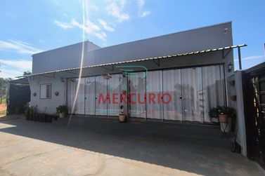 Ch&aacute;cara &agrave; venda - 600m&sup2; - Vale do Igap&oacute;