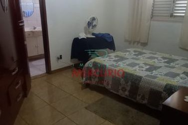 Sobrado &agrave; venda - 237m&sup2; - Novo Jardim Pagani