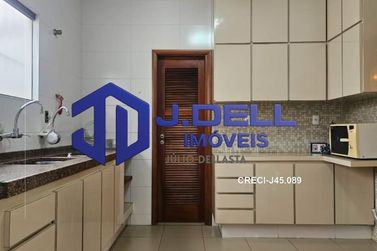 Casa &agrave; venda - 520m&sup2; - Vila Nova Cidade Universitaria
