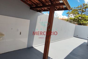 Casa &agrave; venda - 97m&sup2; - Parque Santa Edwiges