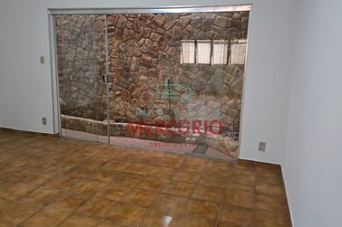 Casa &agrave; venda - 200m&sup2; - Vila Cordeiro