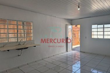 Casa &agrave; venda - 43m&sup2; - Jardim Mendon&ccedil;a