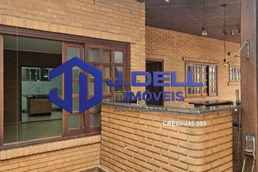 Casa &agrave; venda - 358m&sup2; - Serrao