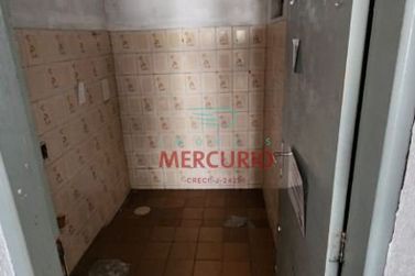 Ponto Comercial para alugar - 200m&sup2; - Centro