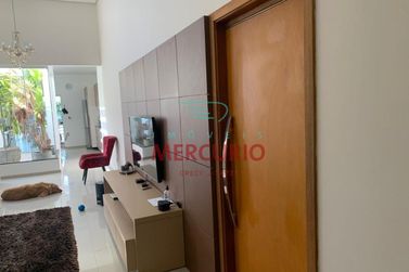 Casa &agrave; venda - 200m&sup2; - Resid. Solar Primavera