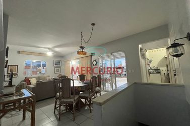 Apartamento &agrave; venda - 140m&sup2; - Jardim Tr&ecirc;s Marias