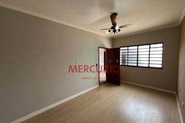 Casa &agrave; venda - 150m&sup2; - Centro