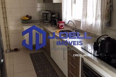 Casa &agrave; venda - 330m&sup2; - Colonial