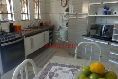 Sobrado &agrave; venda - 237m&sup2; - Novo Jardim Pagani