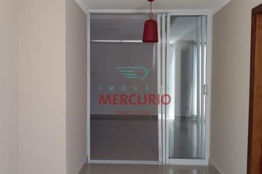Casa &agrave; venda - 180m&sup2; - Vila Altin&oacute;polis