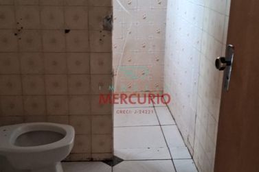 Casa &agrave; venda - 297m&sup2; - Jardim Terra Branca