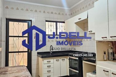 Casa &agrave; venda - 242m&sup2; - Parque Jardim Europa