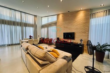 Casa &agrave; venda - 236m&sup2; - Morada Do Sol