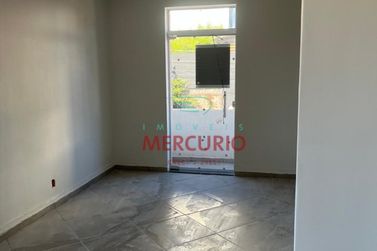 Casa &agrave; venda - 400m&sup2; - Centro