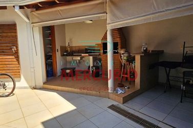 Casa &agrave; venda - 137m&sup2; - Jardim Solange