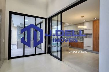Casa &agrave; venda - 322m&sup2; - Vila Santa Maria