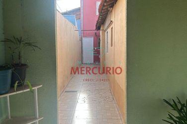 Casa &agrave; venda - 164m&sup2; - N&uacute;cleo Habitacional Mary Dota
