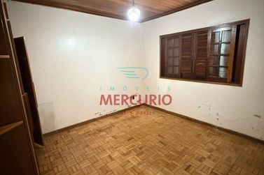 Casa &agrave; venda - 301m&sup2; - Centro