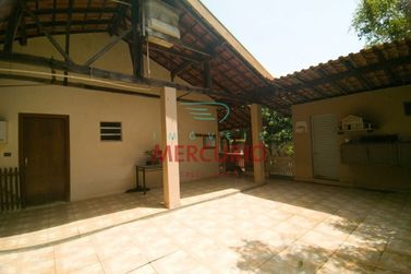 Casa &agrave; venda - 200m&sup2; - Jardim Colonial