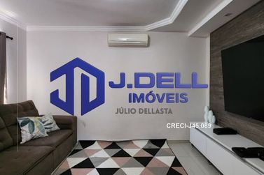 Casa &agrave; venda - 330m&sup2; - Vila Nova Santa Luzia